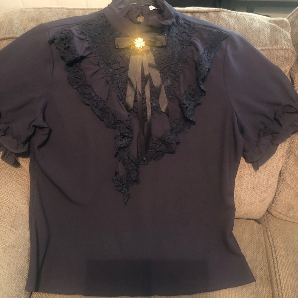 NWT Beatiful navy blue blouse